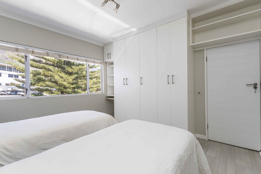 To Let 2 Bedroom Property for Rent in Camps Bay Western Cape